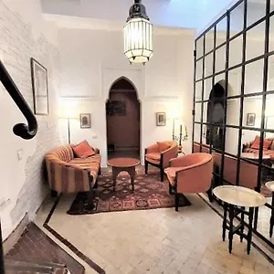 Сasa de vacaciones Privatise Jusqu A 5 Personnes A 5 Minutes Place Jemma El Fna Loue Avec Menage Et Petit Dejeuner Compris, Marrakesh